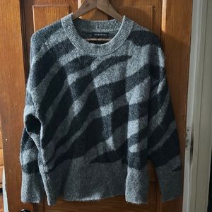 Banana Republic Zebra Crew Neck Sweater